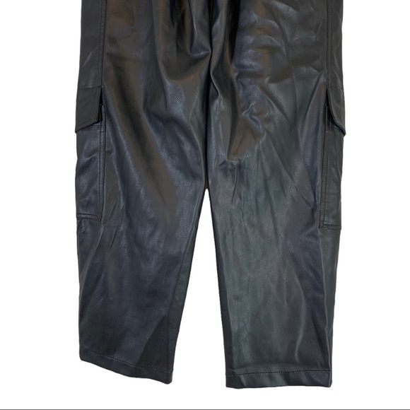 Low Classic Faux Leather Cargo Pants Size Small - Picture 10 of 12